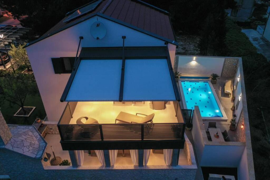 Apartment Vala, 4*, Sea View & Private Heated Pool Pridraga Екстер'єр фото
