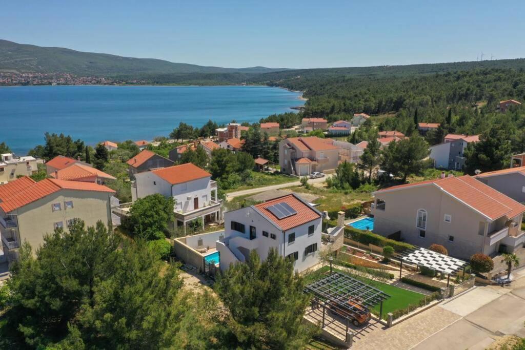 Apartment Vala, 4*, Sea View & Private Heated Pool Pridraga Екстер'єр фото